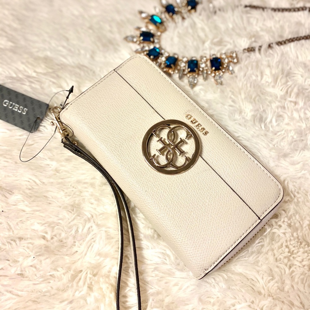 NWT Guess Wallet